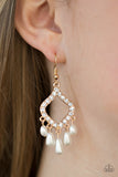 Divinely Diamond Gold Earrings