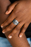 Paparazzi Ring - Fly Home - Silver Feather
