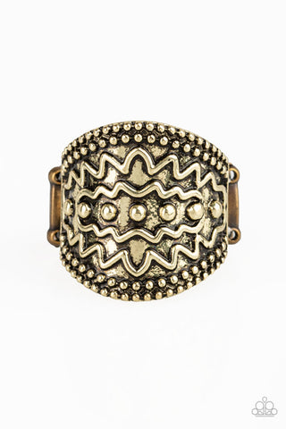 Paparazzi Ring - Island Rover - Textured Brass