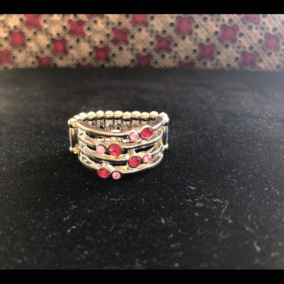 Paparazzi Ring - Sparkle Showdown - Pink Rhinestone