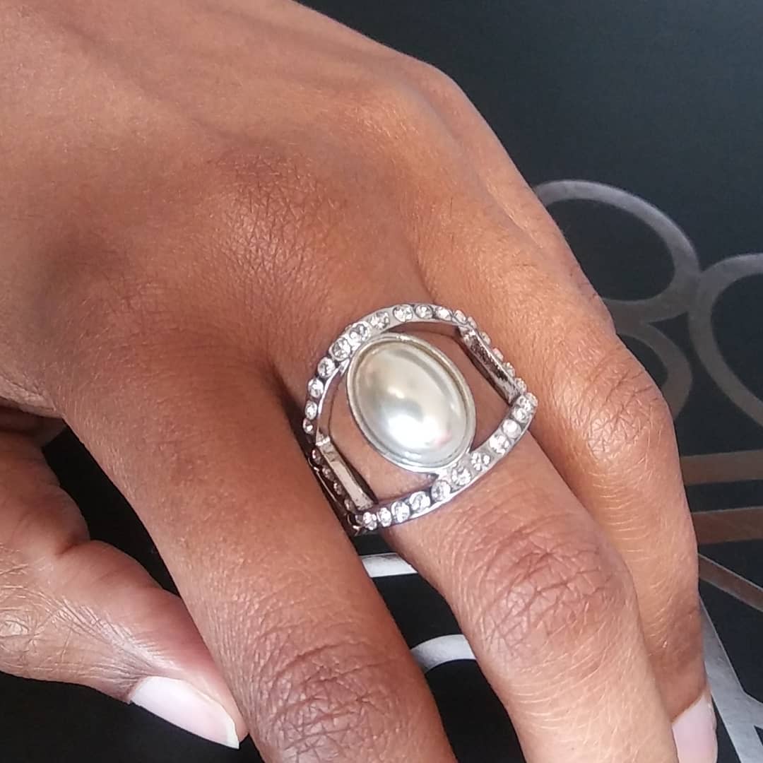 Paparazzi VINTAGE VAULT 